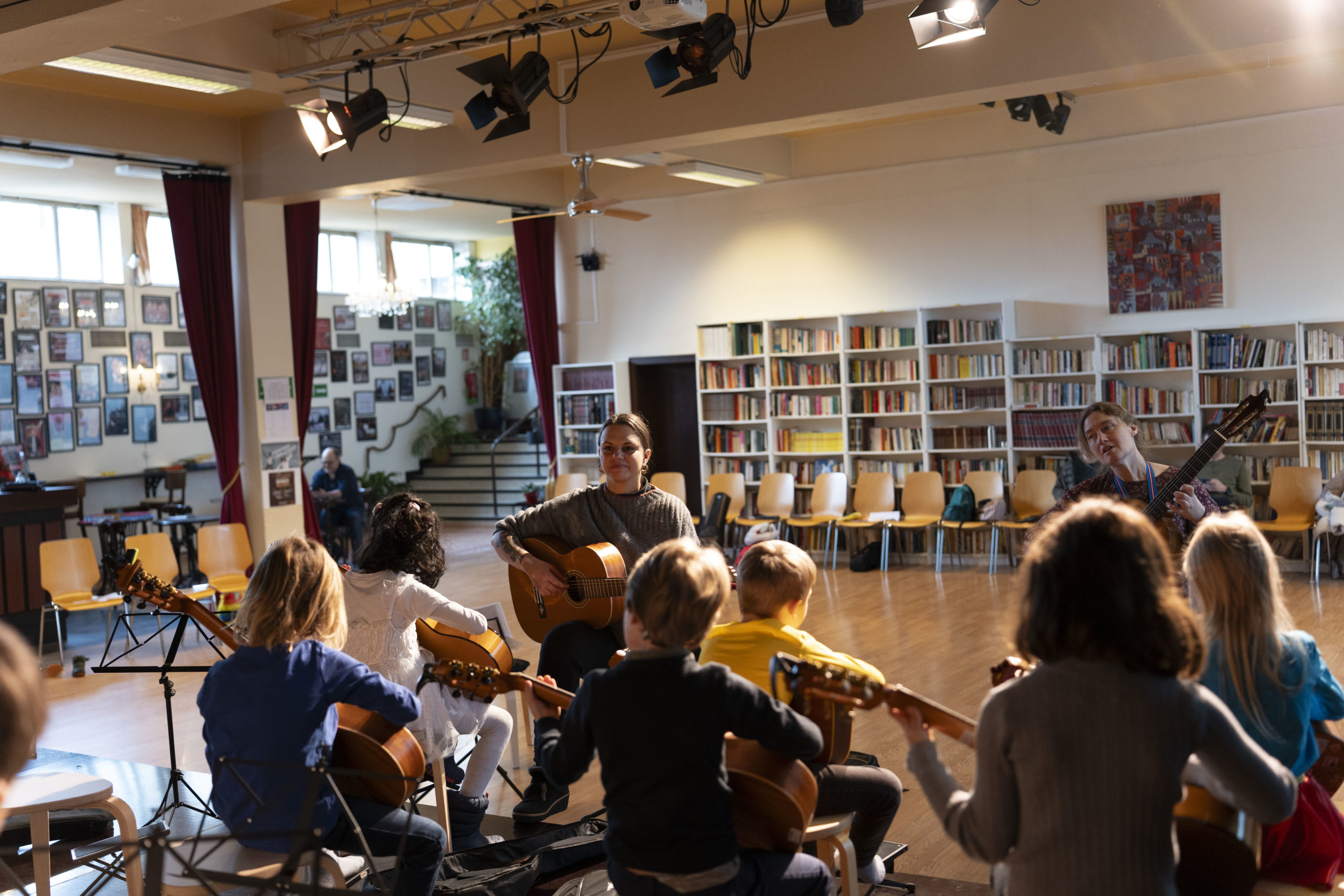 Book 1 lesson guitar-1